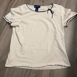 Charter Club short-sleeved blouse trim and a bow detail